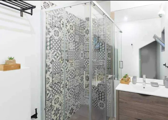 Lägenhet Clerigos Centro Historico *