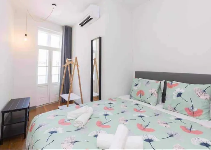 Clerigos Centro Historico * Porto